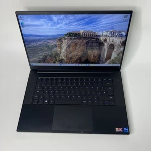 Razer Blade 15 Advanced RZ09-0410 Intel Core i7 11800H 16GB 512GB SSD RTX 3060 - Picture 1 of 12