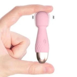 NUEVO Vibrador Femenino Un Cuerpo Pequeño Tiene Gran Energía-Masajeador de Pareja S6P1 - Imagen 1 de 8