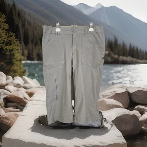 Eddie Bauer Sport Active Fit Size small Women’s Hiking Shorts Knee Vents Pockets - Picture 1 of 15