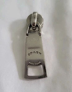 1x Coach New York Tono Oro Borsa di Ricambio Cerniera Tirare Hardware 1,5" - Foto 1 di 5