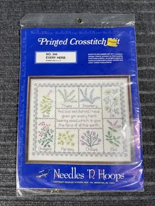 Needles 'N Hoops gedruckt Kreuzstich Kit #344 jedes Kräuter Stickerei 14" x 17" - Bild 1 von 2