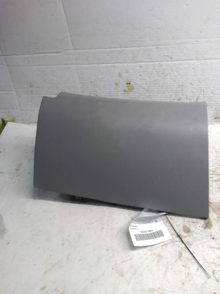 2017 Hyundai Accent Glove Box Red OEM Used 76000 Miles NJ25-20993-512205 - Image 1 of 4