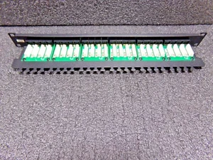 Panel de conexión de sistemas de cableado Connectix 009-001-01 24 vías Cat 5E (RC) - Imagen 1 de 9