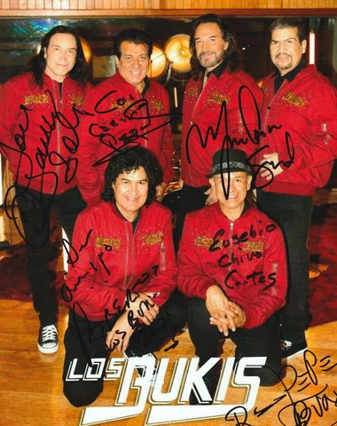 LOS BUKIS BAND SIGNED 8X10 BY ENTIRE BAND RARE!! B Cover