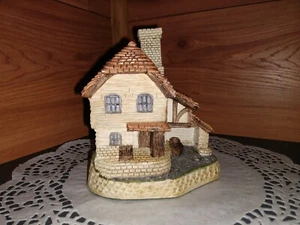 AUTHENTIC ©DAVID WINTER SIGNED MARCH BRITISH TRADITIONS™ THE BOAT HOUSE™ - Picture 1 of 9