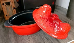 Vintage Cousances #31 Coq au Vin Gusseisen Huhn Auflaufform rot Frankreich sehr guter Zustand - Bild 1 von 24