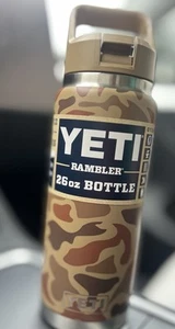 Yeti 26 Oz Rambler Bottle Wetlands Camo Limited Edition with Tan Straw Cap New - Picture 1 of 2