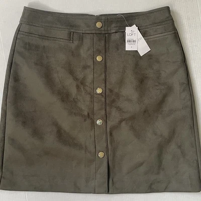 Minifalda Ann Taylor Loft para mujer talla 4 imitación gamuza detalle de botones verde suave nueva con etiquetas Foto 1 de 4