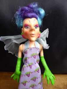 1982 Kenner Strawberry Shortcake Sour Grapes Doll Figure - Picture 1 of 6