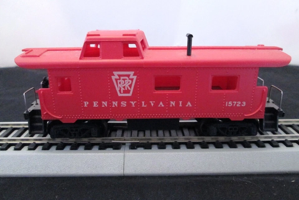 HO Scale Pennsylvania RR Caboose - NICE! - Image 1 of 1
