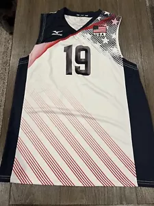 Herren Mizuno Team USA Volleyball weiß rot blau Trikot Jonah Seif weiß #19 Large - Bild 1 von 3