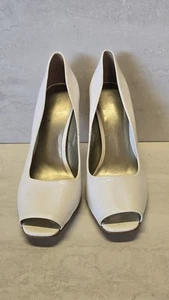 Nine West White Patent Leather Peep Toe Pumps Sz 8 Work Shoes - Picture 1 of 6
