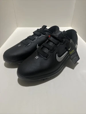 Nike Tiger Wood 71 Golf para hombre talla Zapatos negros de ajuste rápido 9,5 clavos CD6302-001 nuevos Foto 1 de 4