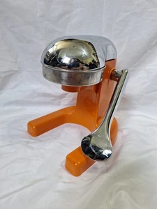 Vintage Metrokane Orange Manual Juicer Citrus Press - Picture 1 of 6