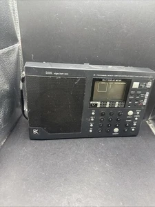 Ricevitore radio onde corte programmabile DAK DMR-3000 vintage senza coperchio batteria - Foto 1 di 9
