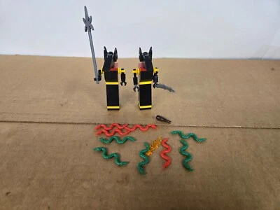 Guardias de tumbas, serpientes y armas K Lego Indiana Jones Foto 1 de 2