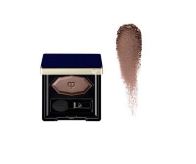 Cle De Peau Beaute Polvo Color de Ojos Solo #210 Gracioso Marrón Oscuro 1.8g/0.06oz Foto 1 de 4