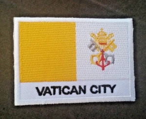 Flag of VATICAN CITY Patch Embroidered IRON ON or SEWN NEW - Picture 1 of 1