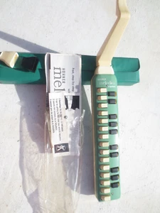 Hohner Melodica Soprano - Made In Germany With Original Green Case And Manual - Picture 1 of 13