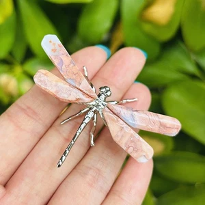 2.3" Natural Pink agate carved dragonfly Reiki crystal skull decor heal gift 1pc - Imagen 1 de 10
