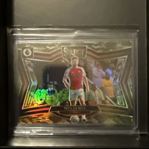 2024-25 Panini Select Premier League Field Level Declan Rice Camo Prizm 27/150 - Bild 1 von 2