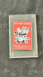 1961 Minnesota Twins Pocket Schedule Hamm’s Beer Met Metropolitan Stadium EX/NM - Picture 1 of 3