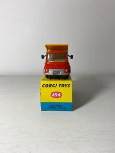 CORGI 494 - BEDFORD TIPPER TRUCK (Red/Yellow) - VNM in excellent original box - Picture 1 of 16