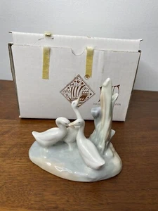 Vintage Lladro Nao Daisa Figurine Geese Ducks Swans Handmade Spain 1983 in Box - Picture 1 of 7