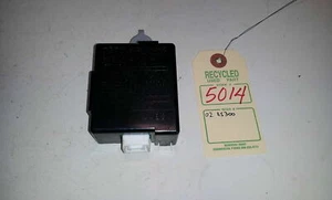 2002 Lexus ES300 Receiver Door Control Module OEM 89741-33390 #5014 - Bild 1 von 6