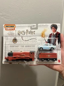 NEW Matchbox Convoys Harry Potter Hogwarts Express Train & 1962 Ford Anglia - Picture 1 of 3