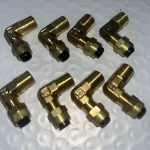 Lot Of 8 - Parker 169P-4-2 1/4" Compression X 1/8" Mnpt Brass 90 Degree Elbow - Picture 1 of 4