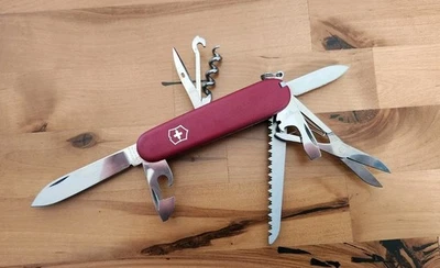 Navaja suiza Victorinox Huntsman sierra y tijeras de madera roja excelente - 780 Foto 1 de 4