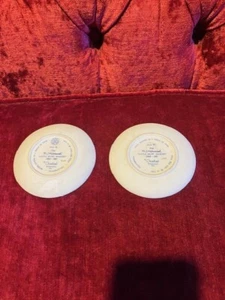 2 Vintage Delicate Goebel PLATES Display VGC - Picture 1 of 2
