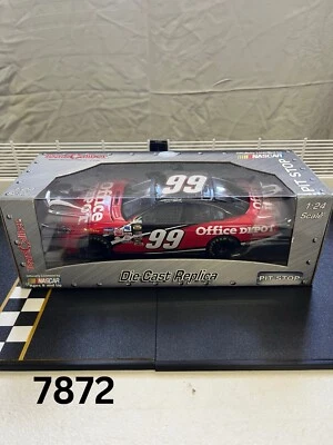 Team Caliber Pit Stop Series #99 Carl Edwards Office Depot rojo escala 1:24  Foto 1 de 4