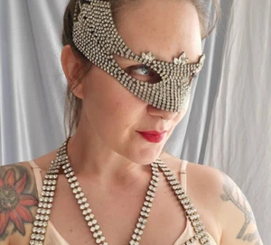 Masquerade Ball Dance Festival Accessory Rhinestone Face Mask Wedding Jewelry - Picture 1 of 7
