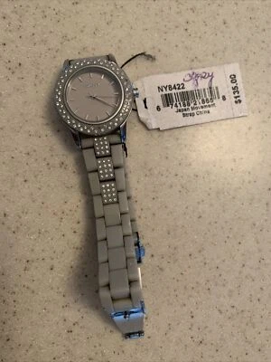 Reloj para mujer DKNY 3 manecillas analógico con brillo #8422 nuevo precio etiqueta $135. Foto 1 de 4