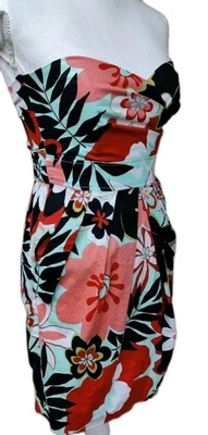 • Vestido Teeze Me Juniors Talla 3 Multicolor Floral Sin Mangas Sin Tirantes Corbata Cintura Foto 1 de 4