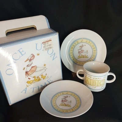 Juego de vajilla infantil ÉRASE UNA VEZ alfabeto patos porcelana hecho en Japón Foto 1 de 4