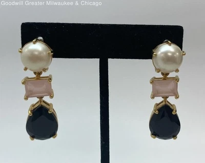 J. Pendientes colgantes Crew de perlas blancas con piedra talla cristal tono dorado 16,0 g Foto 1 de 4