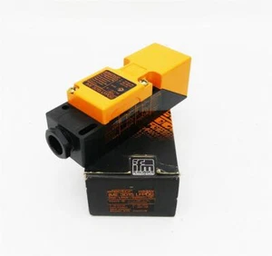 IFM ELECTRONIC IME3015-LFPOG Induktiver Sensor -unused- - Picture 1 of 3