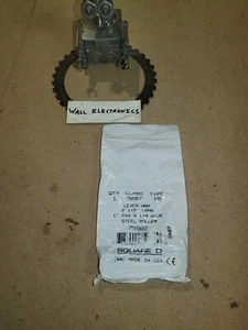 SQUARE D CLASS 9007 B8 STEEL ROLLER - Picture 1 of 3