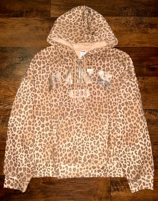 Victoria's Secret Rosa Leopardo Campus Media Cremallera Sudadera con Capucha Bling Foil Logo L o XL 💖 Foto 1 de 4
