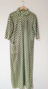 Vintage Psychadelic Robe Womens M House Coat Green Plaid Check Pearl Snap 70s - Picture 1 of 7