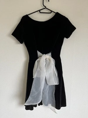 UNIF UNIF One Piece Foto 1 de 3