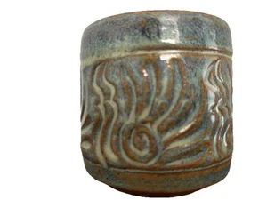Candelabro pequeño Southwest Pottery firmado por artista tono tierra de 3,25"" de alto - Imagen 1 de 15