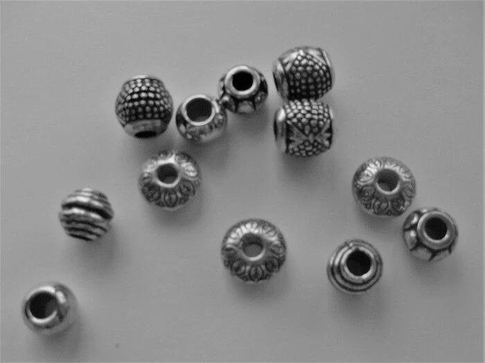 ЮВЕЛИРНЫЕ ИЗДЕЛИЯ-БУСИНЫ 12 x 10-15 мм в ассортименте металлический вид акриловые бусины - Изображение 1 из 1