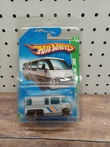 2009 Hot Wheels Treasure Hunts GMC Motorhome # 11 Of 12 - Picture 1 of 5
