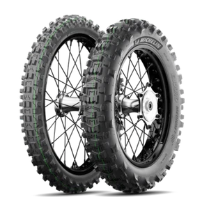 Pneumatici Moto Gomme MICHELIN 140/80 -18 70R ENDURO MEDIUM 2 R TT - Foto 1 di 1