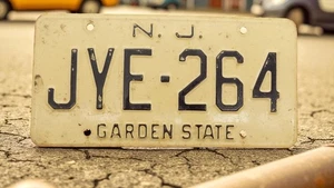 New Jersey License Plate 1970's Tag # JYE-264 Black/Yellow Passenger Car GUC - Picture 1 of 1
