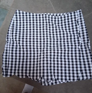 Talbots Women's Skort Skirt Black White Gingham Plaid Scalloped Size 14 - Picture 1 of 7